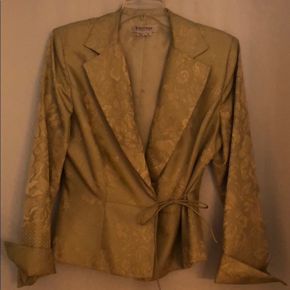 Timeless Kay Unger two-piece suit - Picture 3 of 4